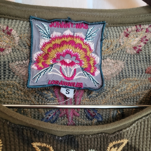 Johnny Was Floral Embroidered Camouflage Long Sleeve Top Sz S - Picture 5 of 11